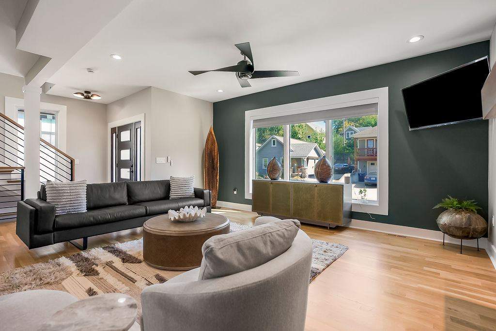 Furnished corporate housing living room managed by Hickok Homes